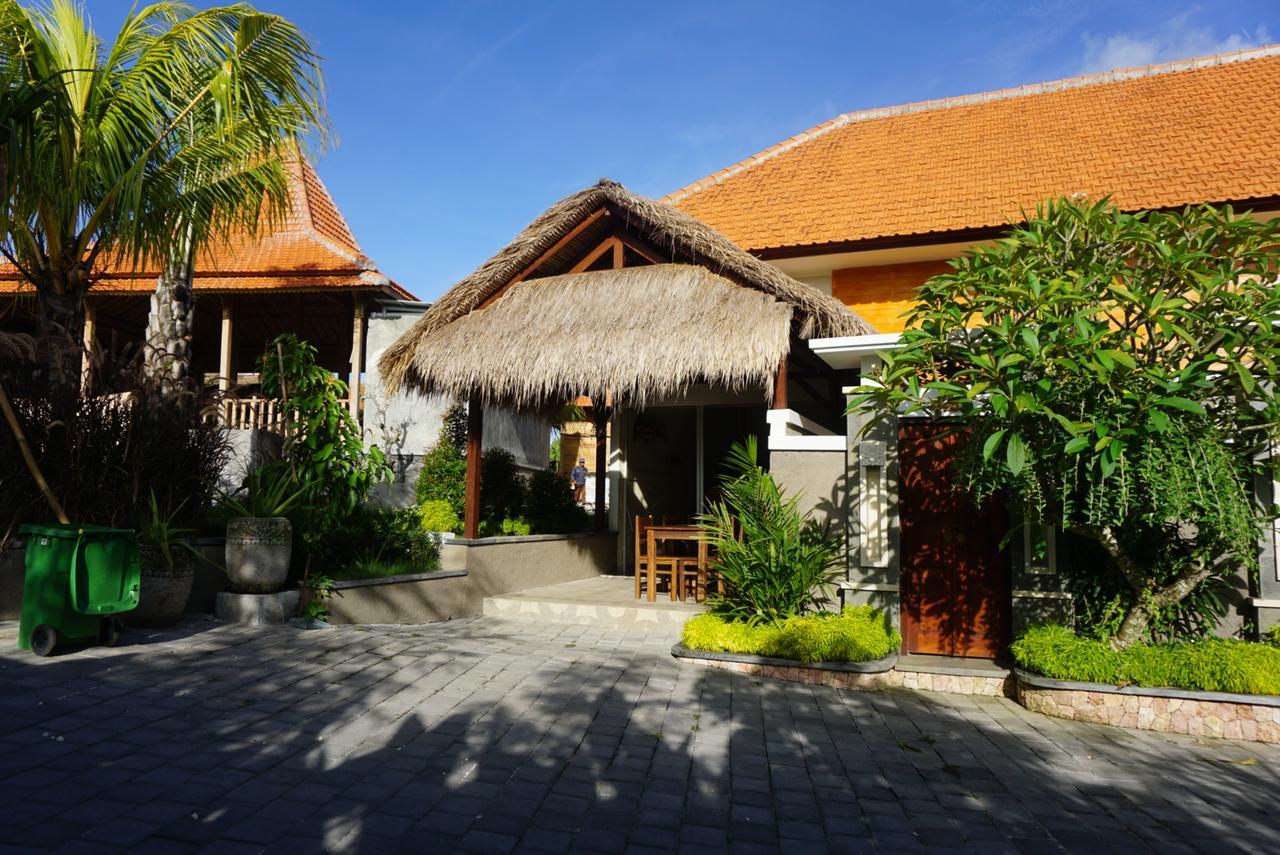 Appartamento Ocho Bali Surf Camp Uluwatu Esterno foto