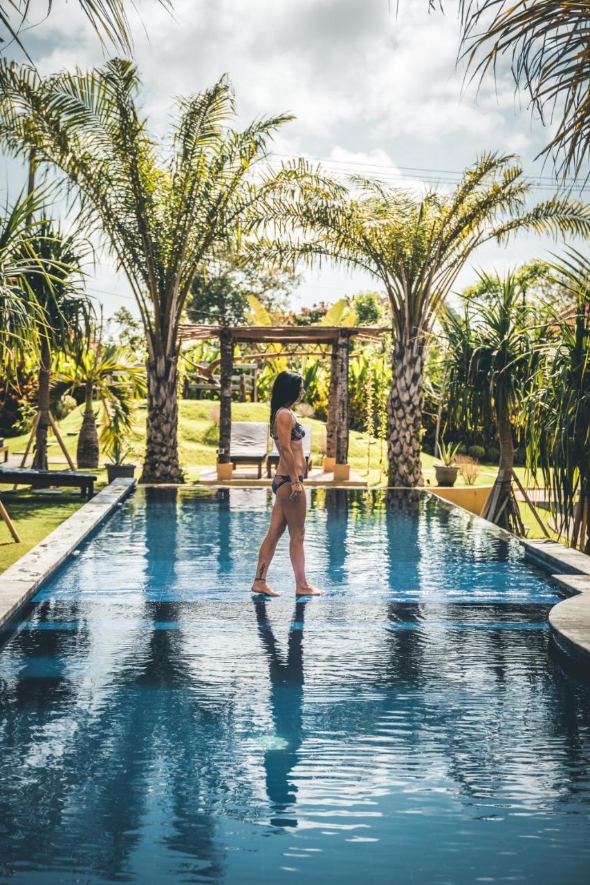 Appartamento Ocho Bali Surf Camp Uluwatu Esterno foto