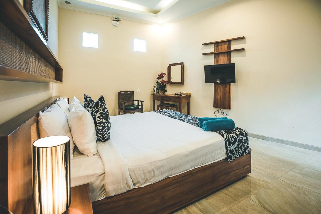 Appartamento Ocho Bali Surf Camp Uluwatu Esterno foto