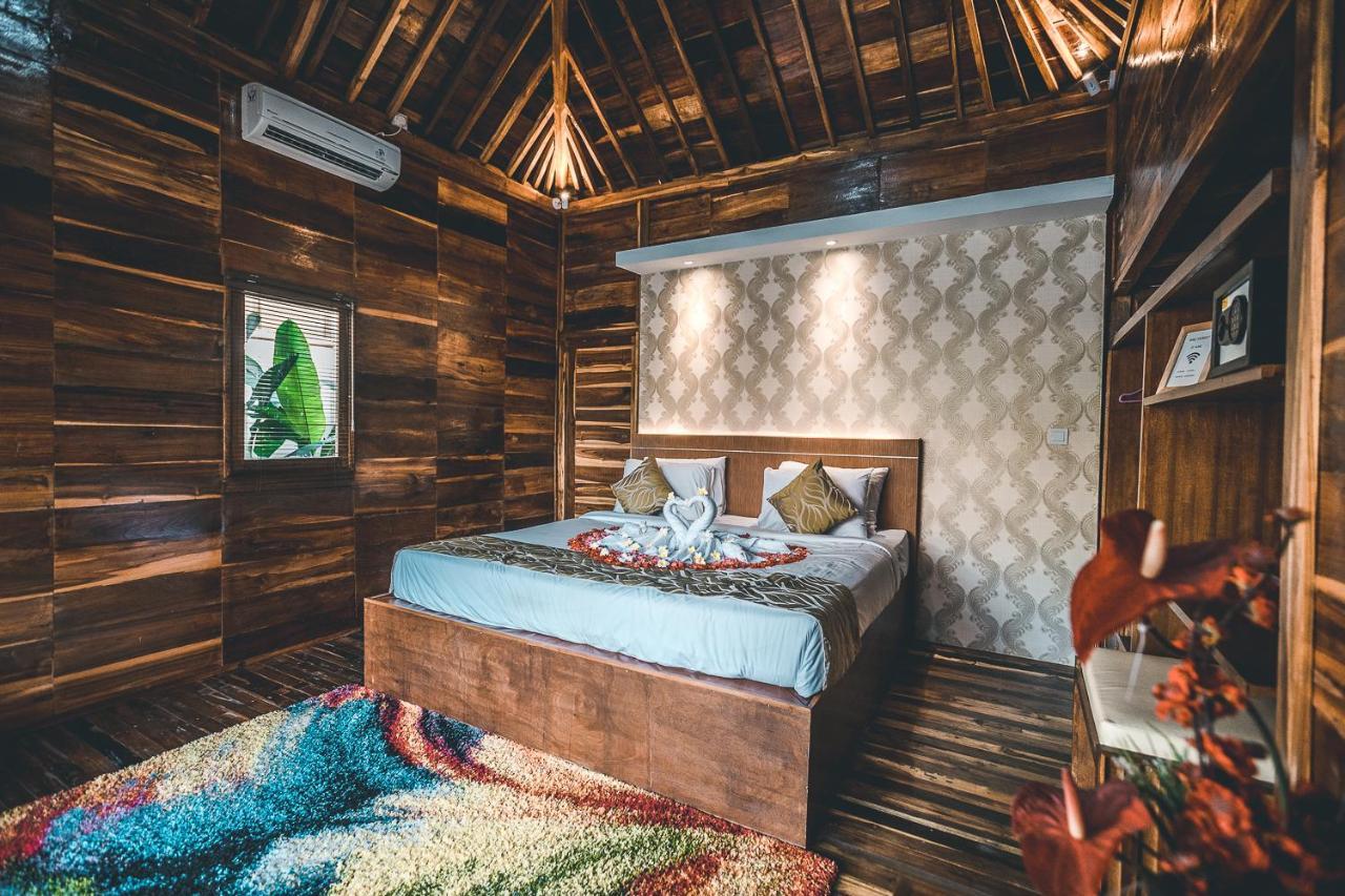 Appartamento Ocho Bali Surf Camp Uluwatu Esterno foto